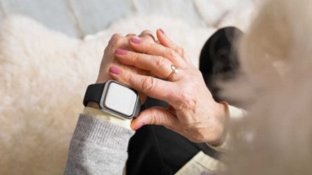 Apple Watch aiuterà a controllare i sintomi del Parkinson